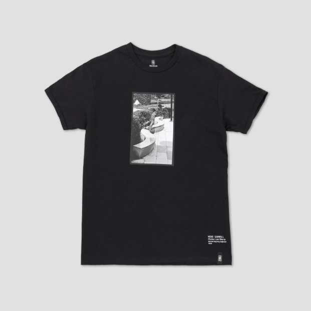 GIRL_TEE_LEO_SHARP_MIKE_CARROLL_BLK.png